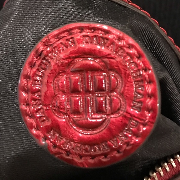 NEW DANA BUCHMAN PATENT PURSE - Picture 3 of 8